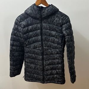Backcountry Womens Hooded Puffer Jacket Black Grey Camo Size Large